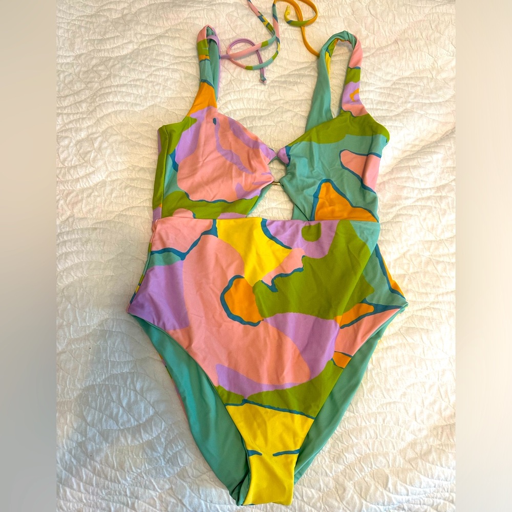NWOT Show Me Your MuMu Cutout One Piece Swimsuit | Size M